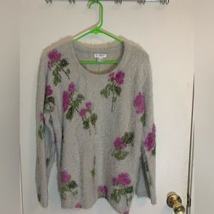 Venus oversized sweater floral fuzzy L